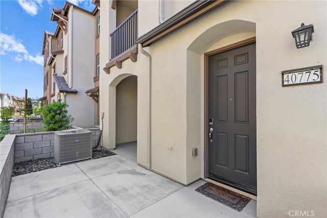 40775 Melrose Drive, Temecula, CA 92591