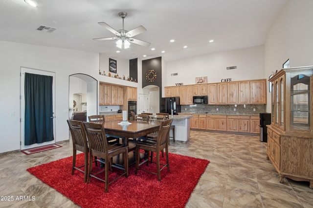 44423 N 16TH Street, New River, AZ 85087