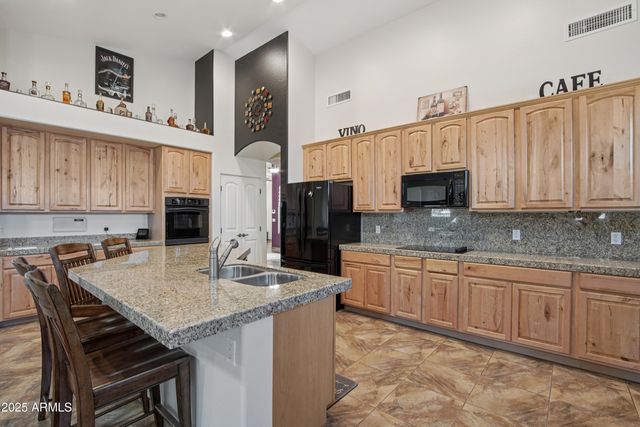 44423 N 16TH Street, New River, AZ 85087