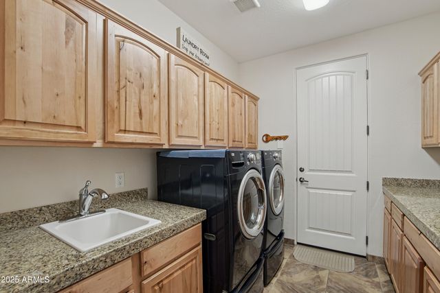 44423 N 16TH Street, New River, AZ 85087