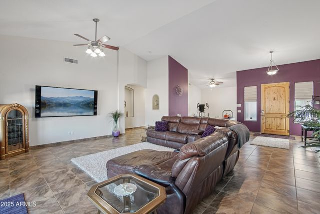 44423 N 16TH Street, New River, AZ 85087