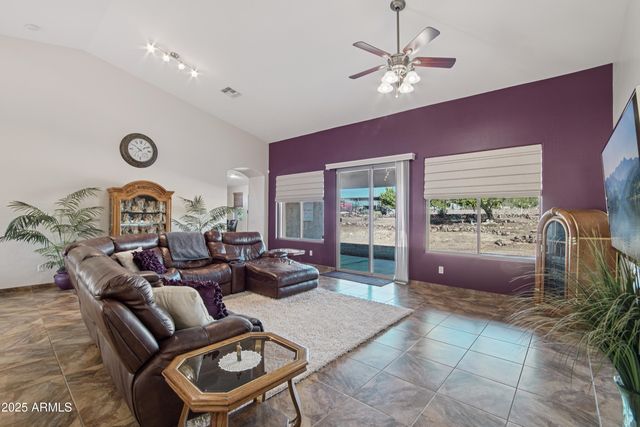 44423 N 16TH Street, New River, AZ 85087