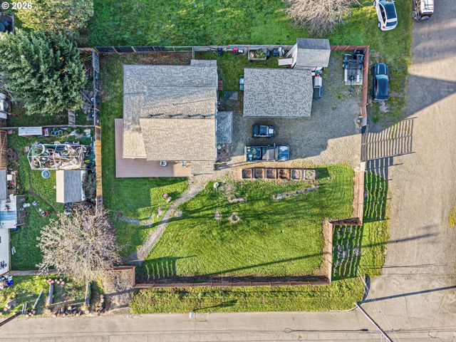 777 OAK St, Oakland, OR 97462