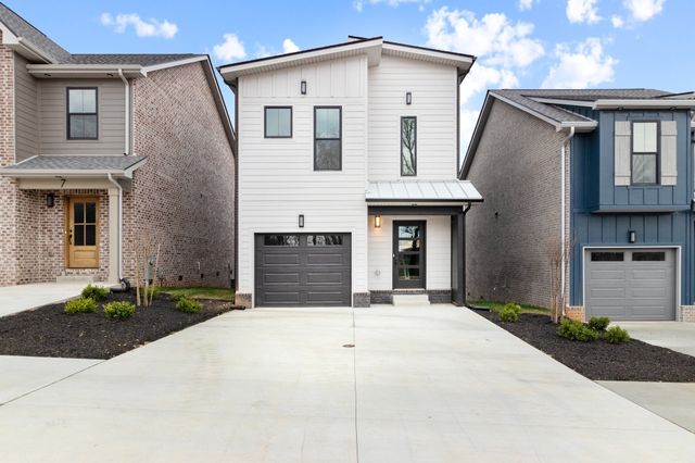 8 Holland Park West, Clarksville, TN 37043