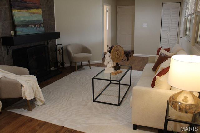 5003 Cavalier Court, Godfrey, IL 62035