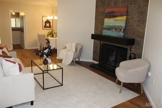 5003 Cavalier Court, Godfrey, IL 62035