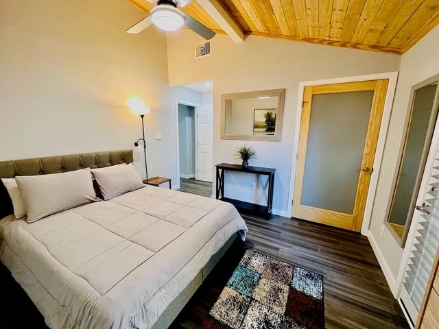 643 Villa Grove Avenue, Big Bear, CA 92314