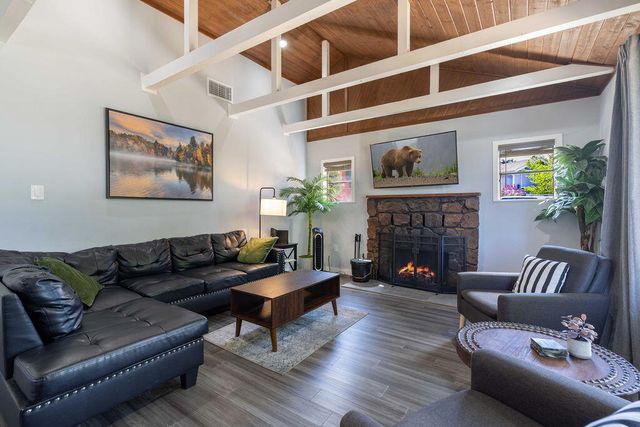 643 Villa Grove Avenue, Big Bear, CA 92314