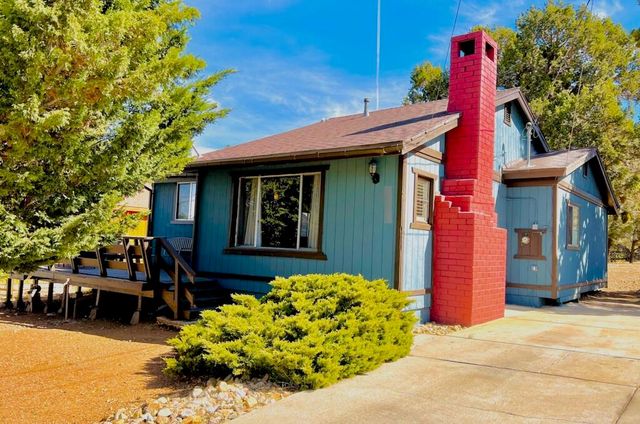 643 Villa Grove Avenue, Big Bear, CA 92314
