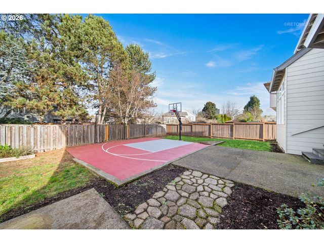 9135 Sw STONO Dr, Tualatin, OR 97062