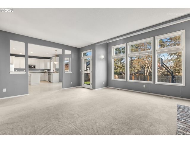 9135 Sw STONO Dr, Tualatin, OR 97062