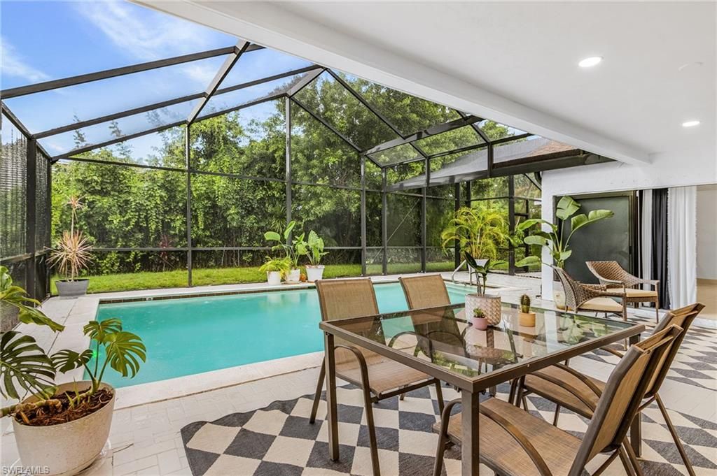 2472 Pine Woods CIR 17, NAPLES, FL 34105 — photo 3