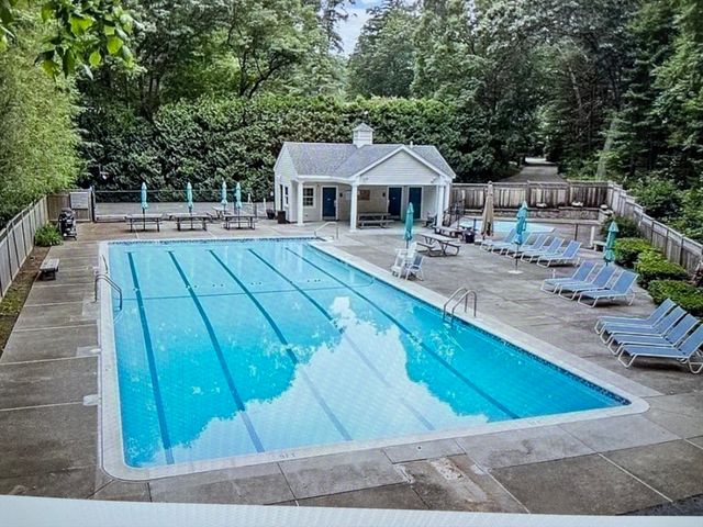 12 Joseph Reed Ln, Acton, MA 01720