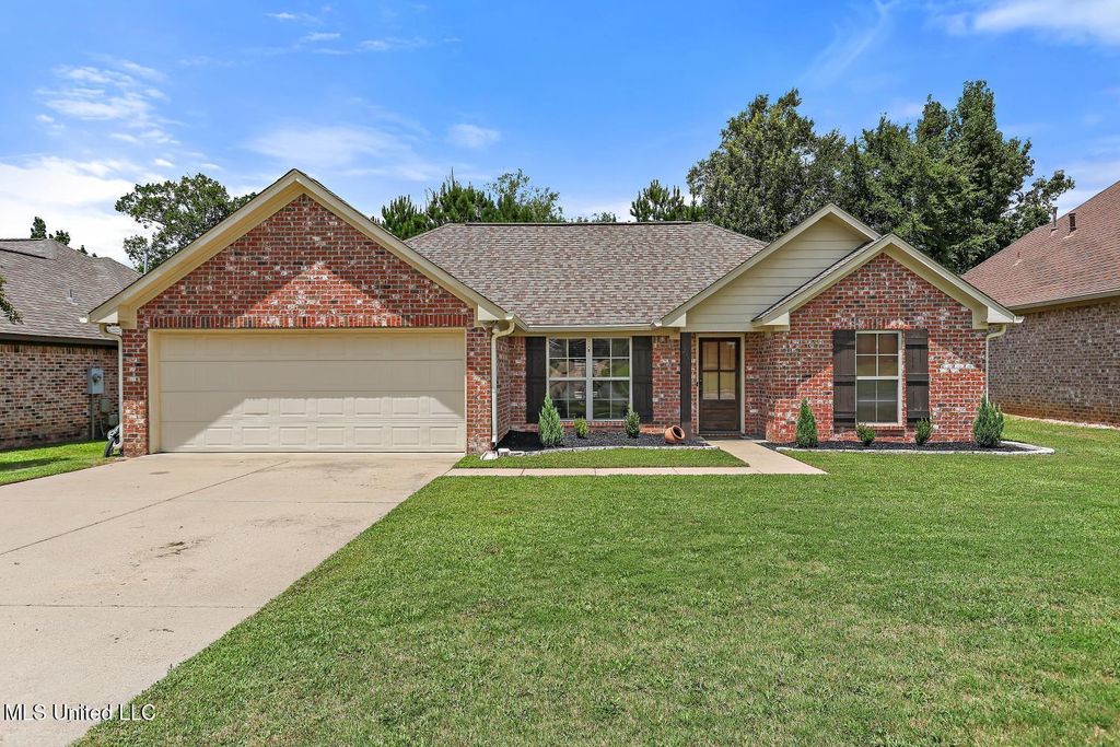 246 Greenfield Ridge Drive, Brandon, MS 39042