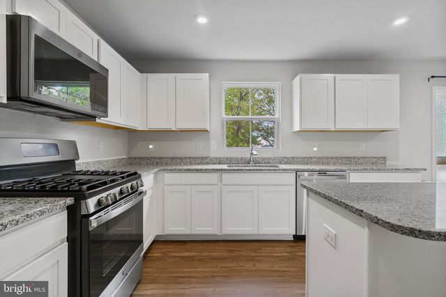 161 CISELEY DR, Sicklerville, NJ 08081