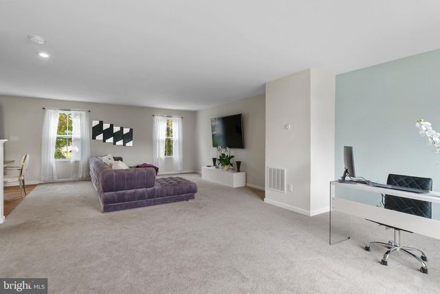 161 CISELEY DR, Sicklerville, NJ 08081