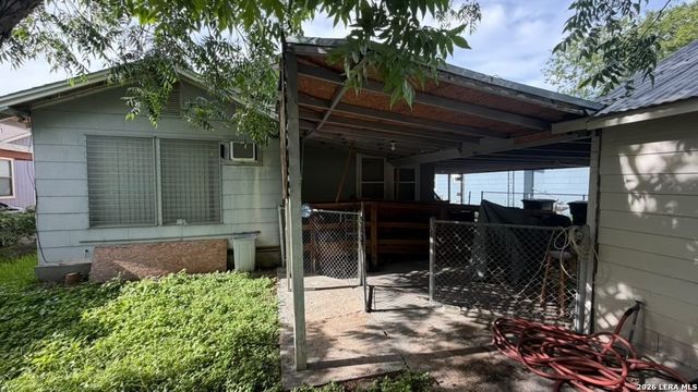 310 W southcross blvd, San Antonio, TX 78221