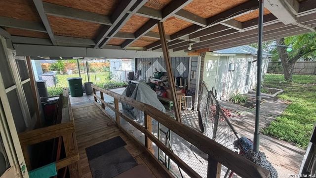 310 W southcross blvd, San Antonio, TX 78221