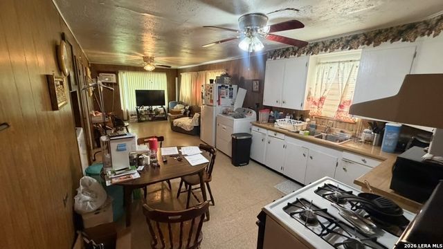 310 W southcross blvd, San Antonio, TX 78221