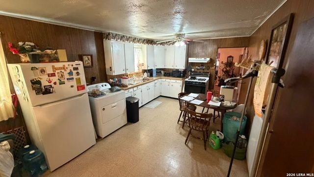 310 W southcross blvd, San Antonio, TX 78221