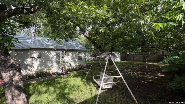310 W southcross blvd, San Antonio, TX 78221