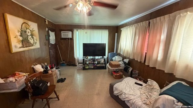 310 W southcross blvd, San Antonio, TX 78221