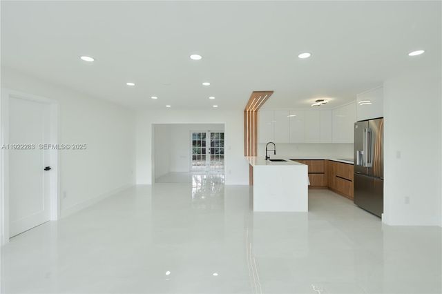 6321 Farragut St, Hollywood, FL 33024