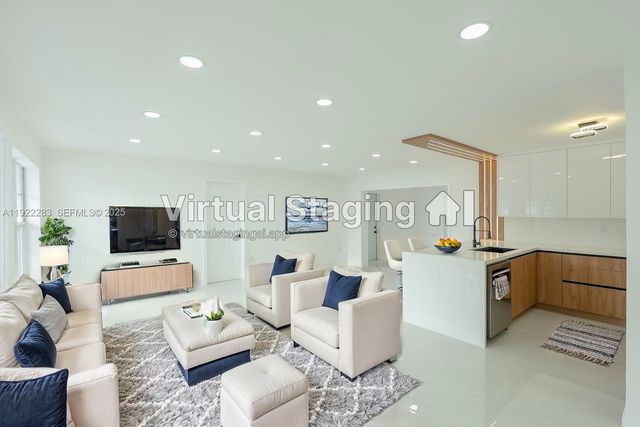 6321 Farragut St, Hollywood, FL 33024