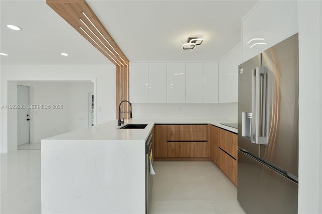 6321 Farragut St, Hollywood, FL 33024