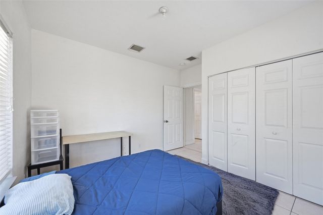 911 NE 12th Avenue, Pompano Beach, FL 33060