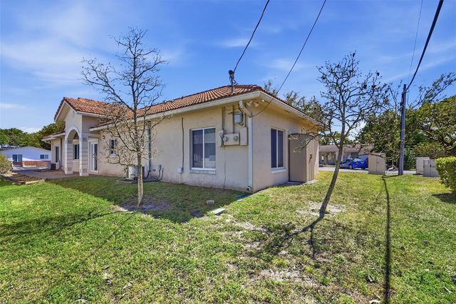 911 NE 12th Avenue, Pompano Beach, FL 33060