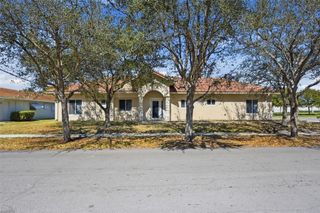 911 NE 12th Avenue, Pompano Beach, FL 33060