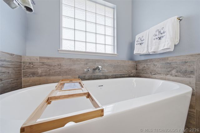 202 S 173rd West Avenue, Sand Springs, OK 74063