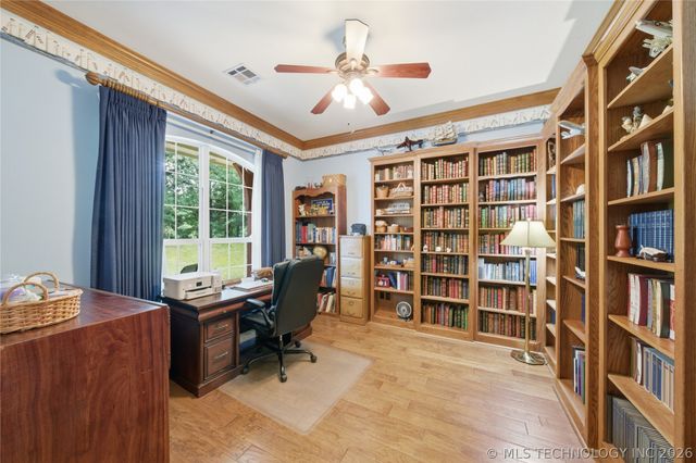 202 S 173rd West Avenue, Sand Springs, OK 74063