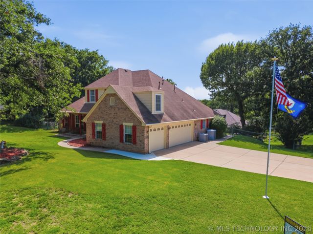 202 S 173rd West Avenue, Sand Springs, OK 74063