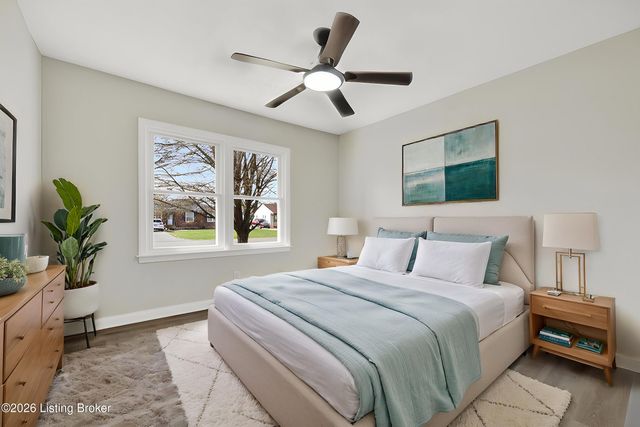 10413 Grafton Hall Rd, Louisville, KY 40272