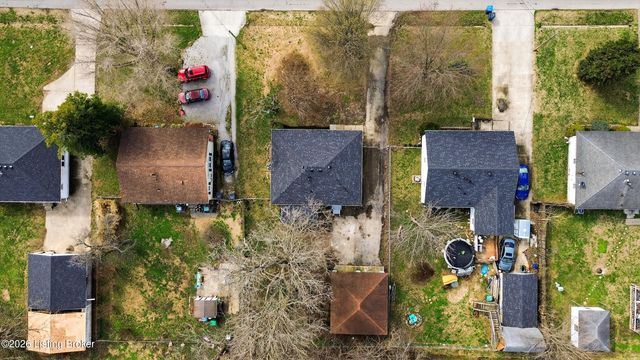 10413 Grafton Hall Rd, Louisville, KY 40272