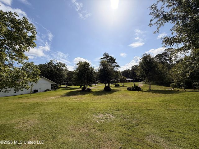 5917 Ridge Road, Ocean Springs, MS 39564