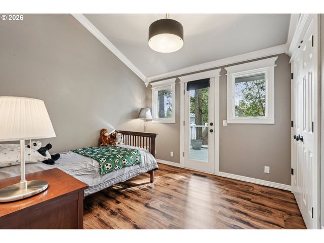 18556 Sw HART Rd, Beaverton, OR 97007