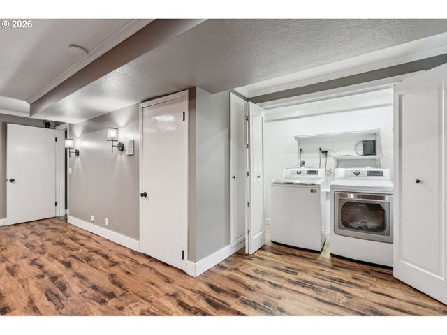 18556 Sw HART Rd, Beaverton, OR 97007