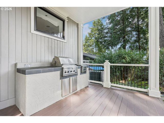 18556 Sw HART Rd, Beaverton, OR 97007