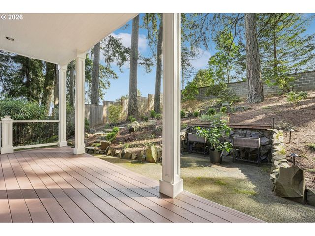 18556 Sw HART Rd, Beaverton, OR 97007