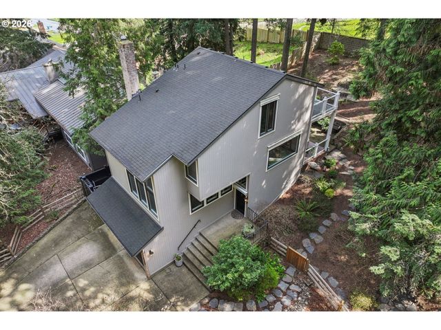 18556 Sw HART Rd, Beaverton, OR 97007