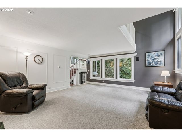 18556 Sw HART Rd, Beaverton, OR 97007