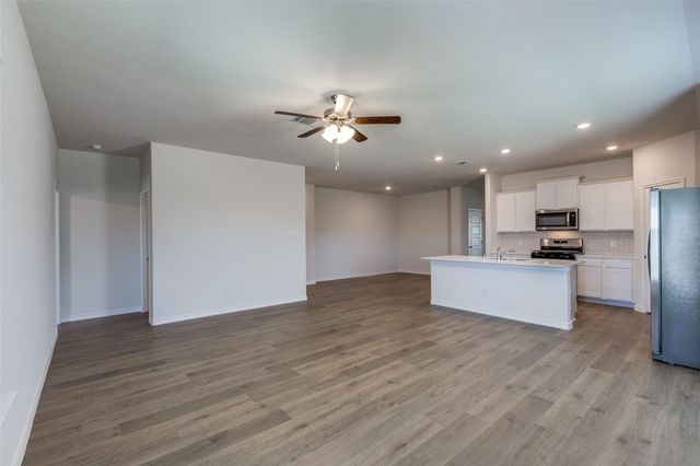 5237 Sandrine Avenue, Celina, TX 75009