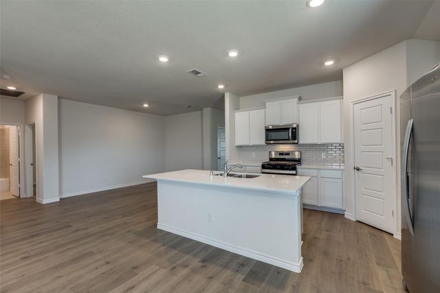 5237 Sandrine Avenue, Celina, TX 75009