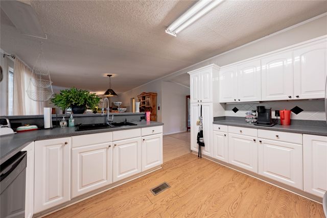 6137 Taylor Ranch Loop, Kaufman, TX 75142