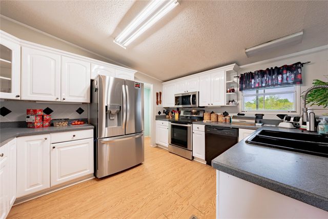 6137 Taylor Ranch Loop, Kaufman, TX 75142