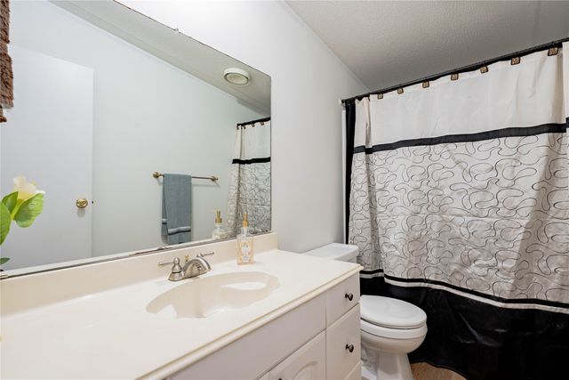 6137 Taylor Ranch Loop, Kaufman, TX 75142