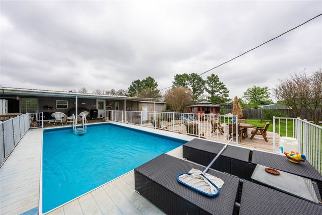 6137 Taylor Ranch Loop, Kaufman, TX 75142